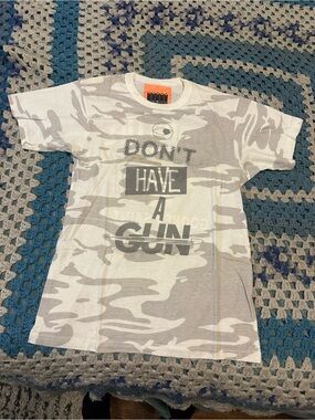 Men White & Light Gray Camo Graphic Tee - "I Don't Have A Gun"